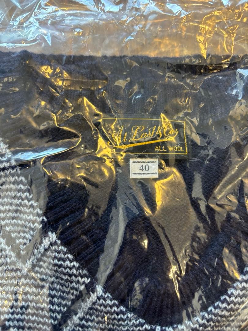 アットラスト　ニット　新品未使用　40