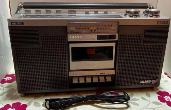 希少 動作良好 SONYラジカセ、ZILBAP、CFS−V1