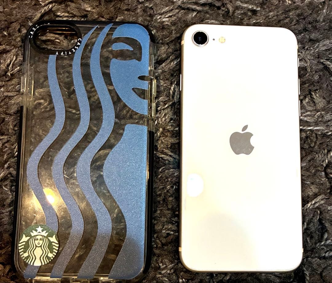 ⭐︎超美品　Apple iPhone SE (第3世代) ミッドナイト 本体⭐︎