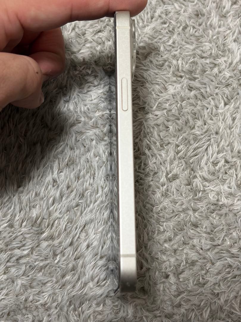 Apple iPhone 13 ホワイト 6.1インチ