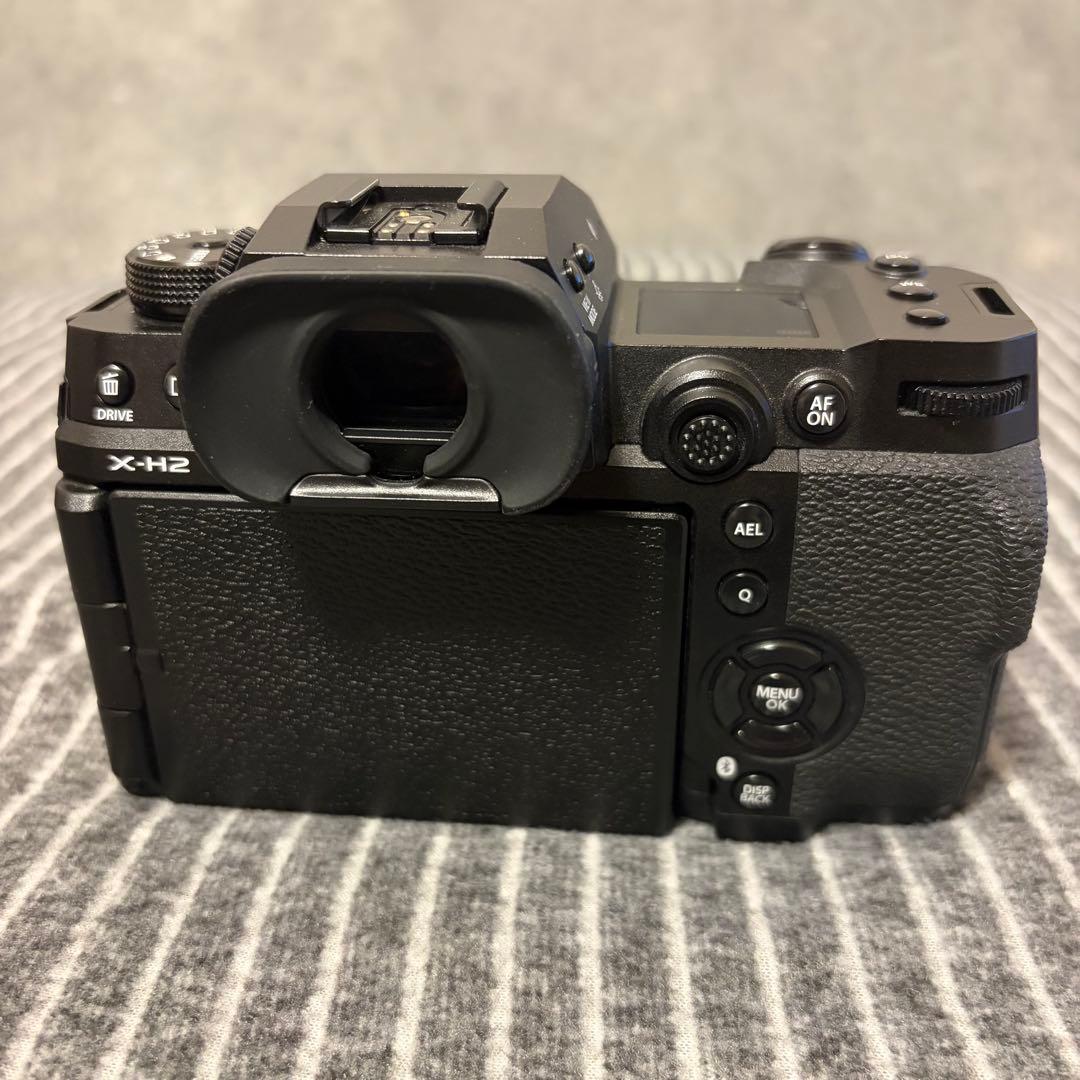 FUJIFILM X-H2 ミラーレスカメラ　ボディ　ブラック　作例あり
