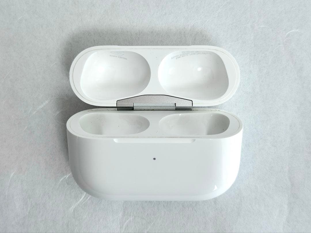 AirPods Pro 第2世代 本体 付属品完備 おまけ付き