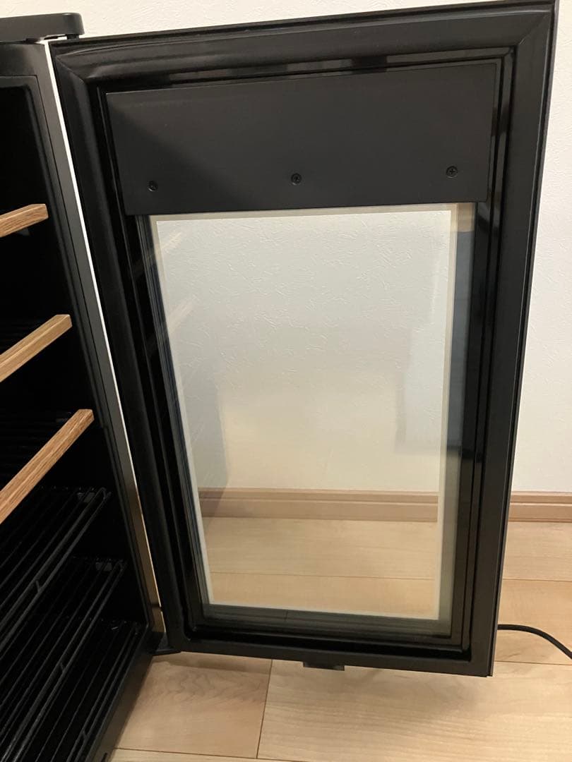 さくら製作所 低温冷蔵機能付きワインセラー SA22-W
