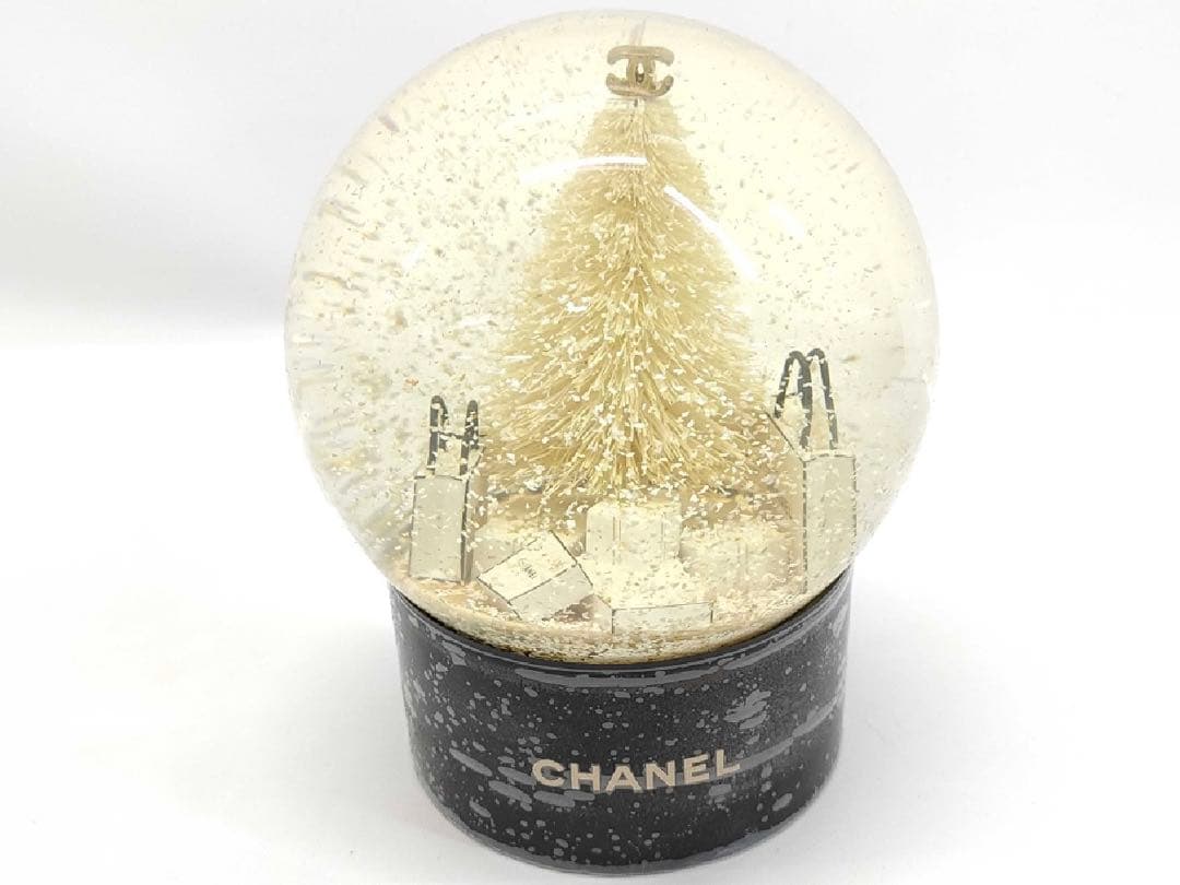 希少　CHANEL スノードーム　大