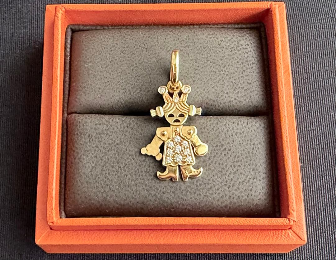 ポメラートPomellato☆k18クイーンペンダントチャーム☆ネックレストップ