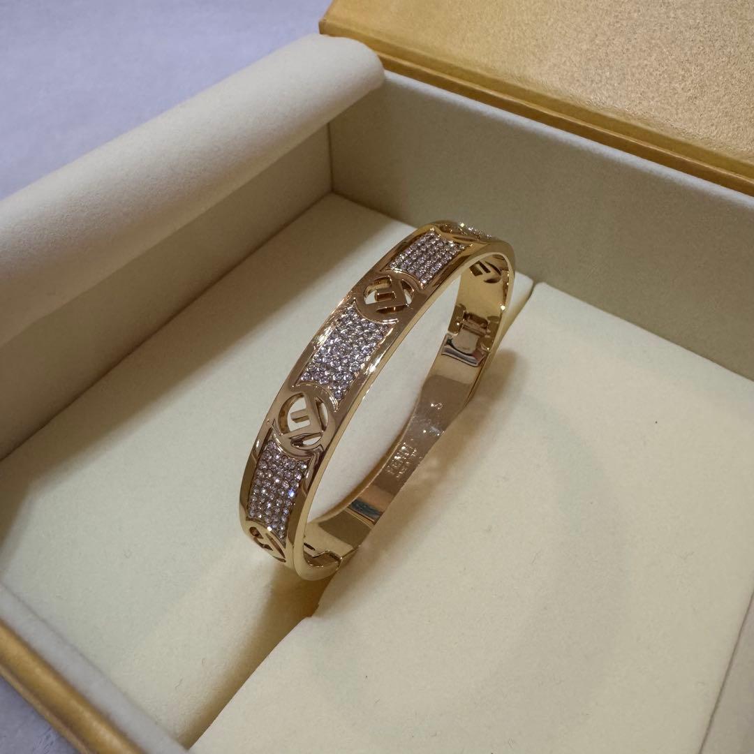 FENDI エフ イズ フェンディ ブレスレット