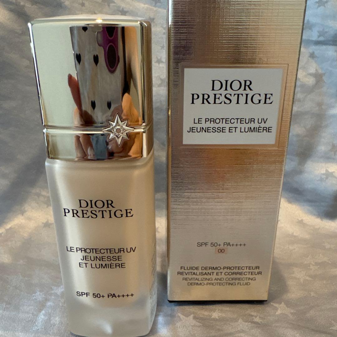 DIORプレステージホワイトUV BB ♡ 色00