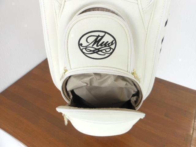 M・Uスポーツ　キャンバス風キャディバッグ　アイボリー　63,800円