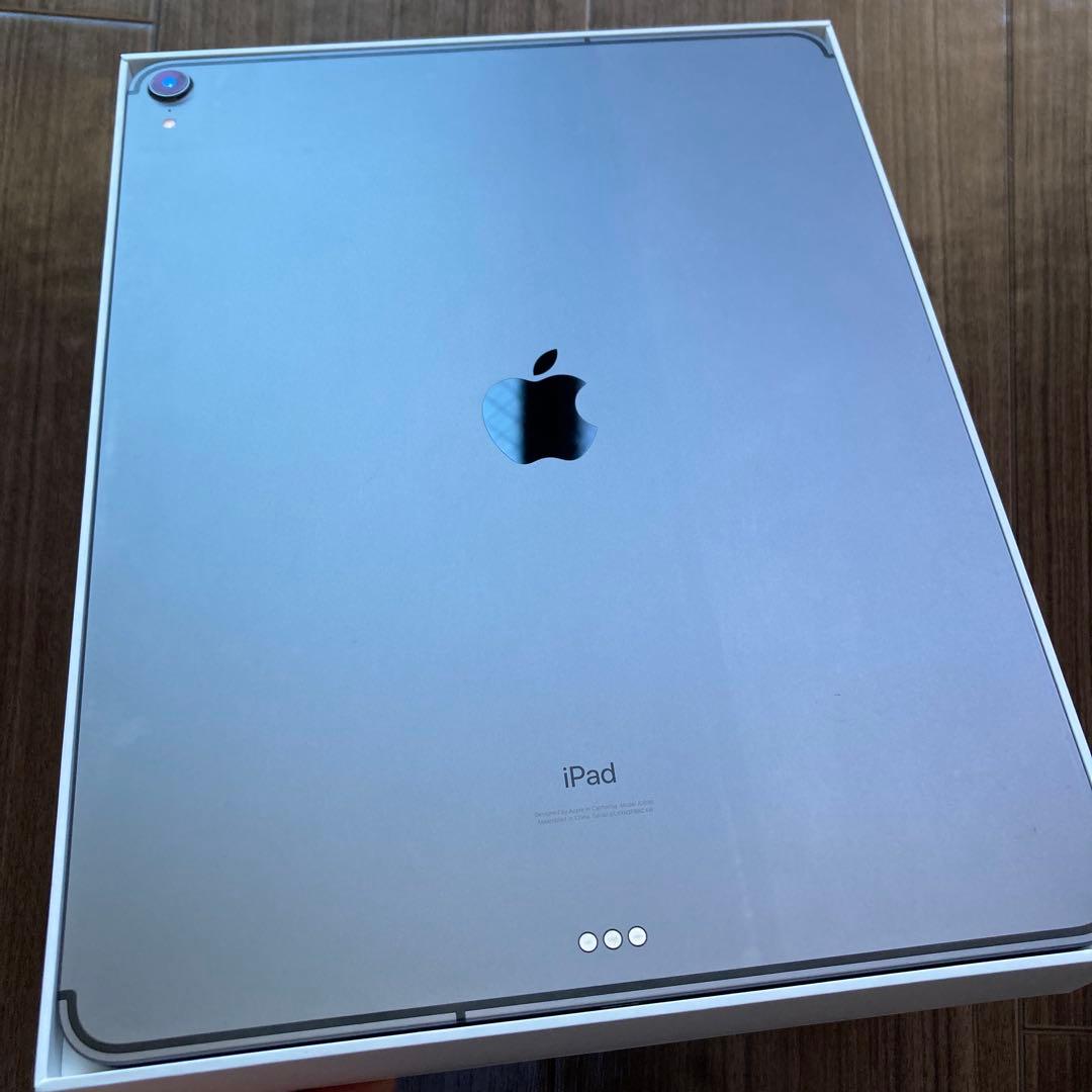 iPad Pro 12.9（第３世代）256GB Wi-Fi+セルラー