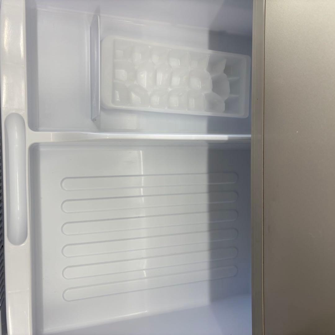 858　冷蔵庫　SHARP　300-400ℓ　大型　両開き　中古　安い　設置無料