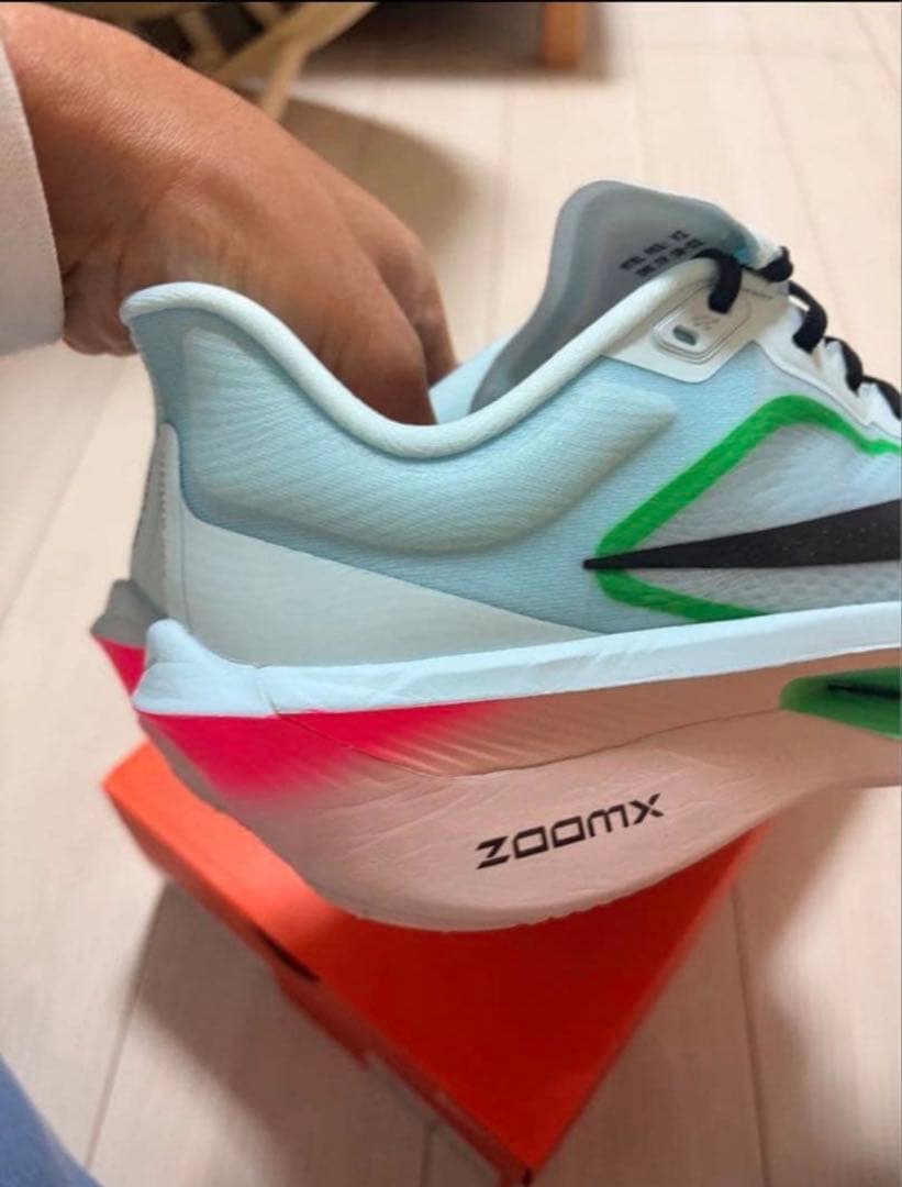 新品　NIKE ズームフライ6 26.5センチ