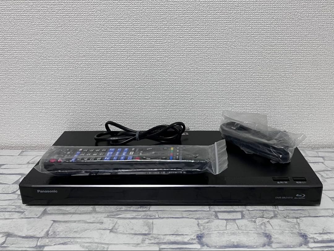 4K 3番組録画　パナソニック　ブルーレイレコーダー　DMR-BRZ1010