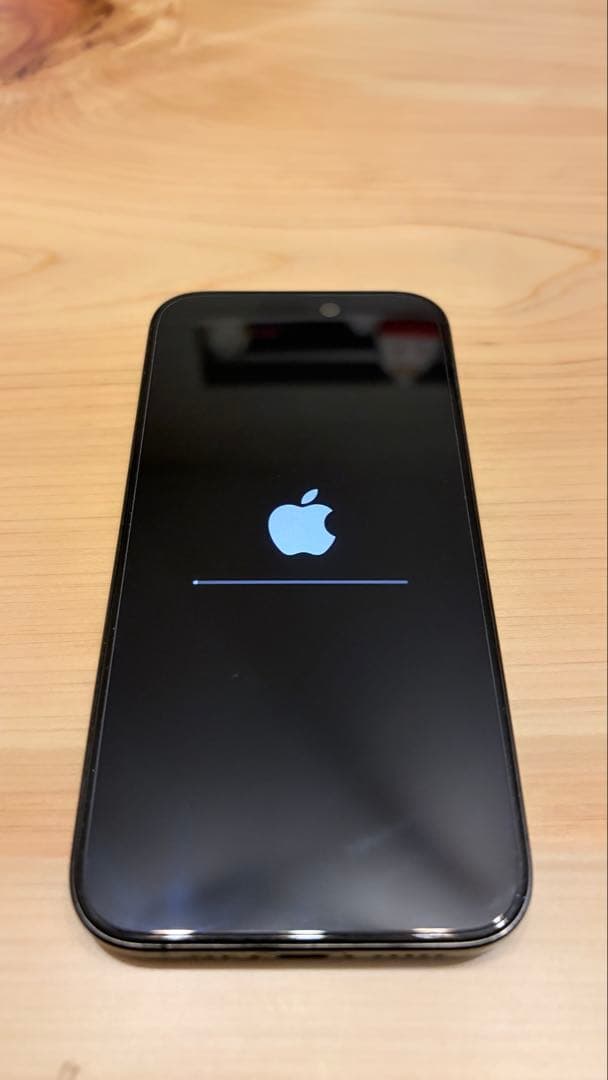 iPhone 15 Pro ブラックチタニウム　512GB本体　Simフリー