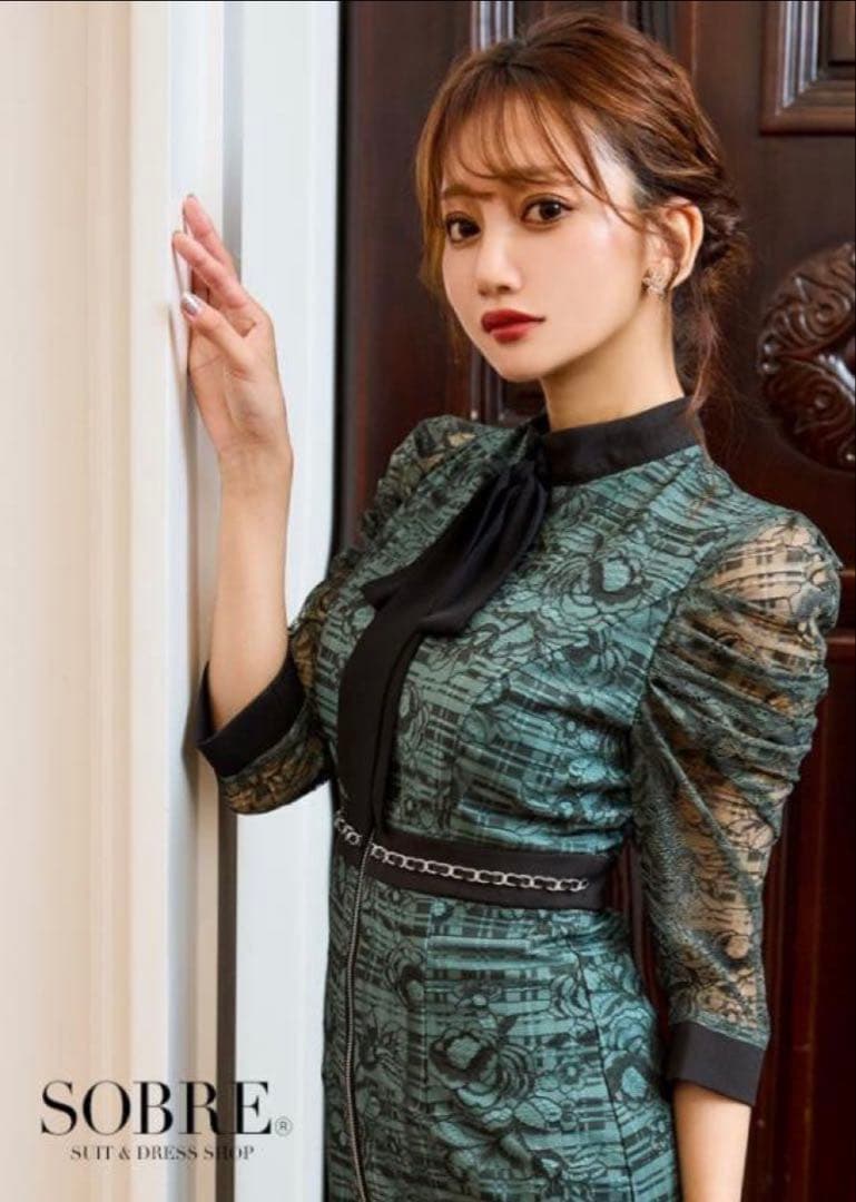 Sobre ボウタイレース柄ミニワンピース