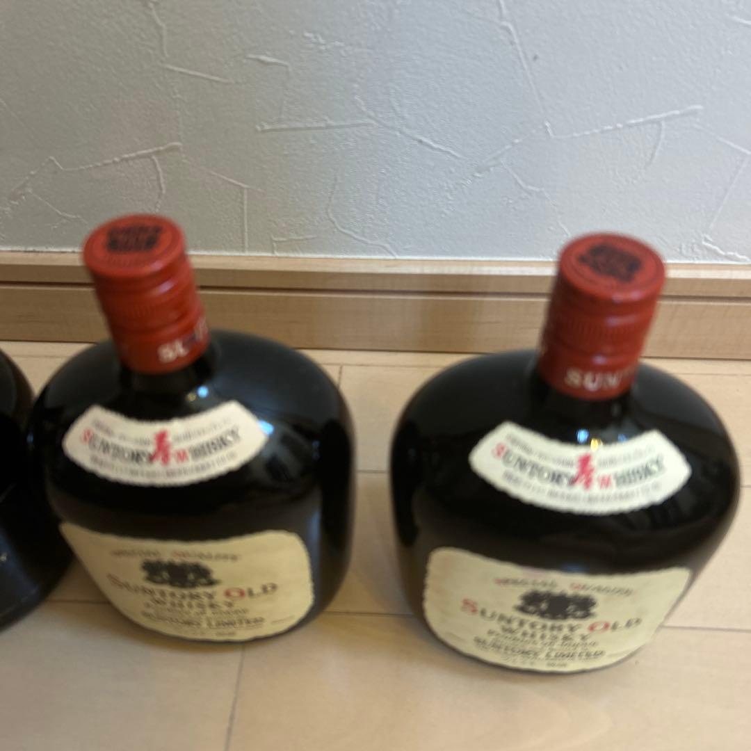 古酒　サントリースペシャルリザーブ特級７０年記念　2本　&オールド特級　２本