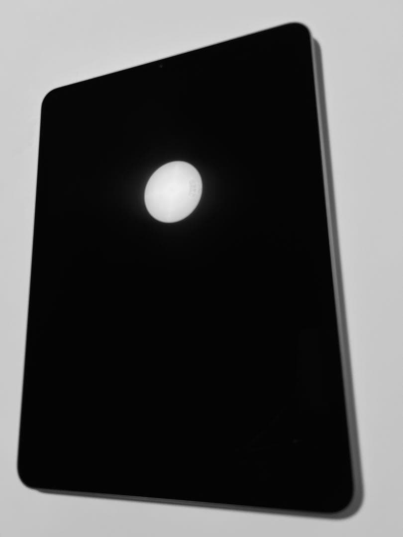 iPad Air 第5世代 スターライト 64GB Wi-Fiモデル