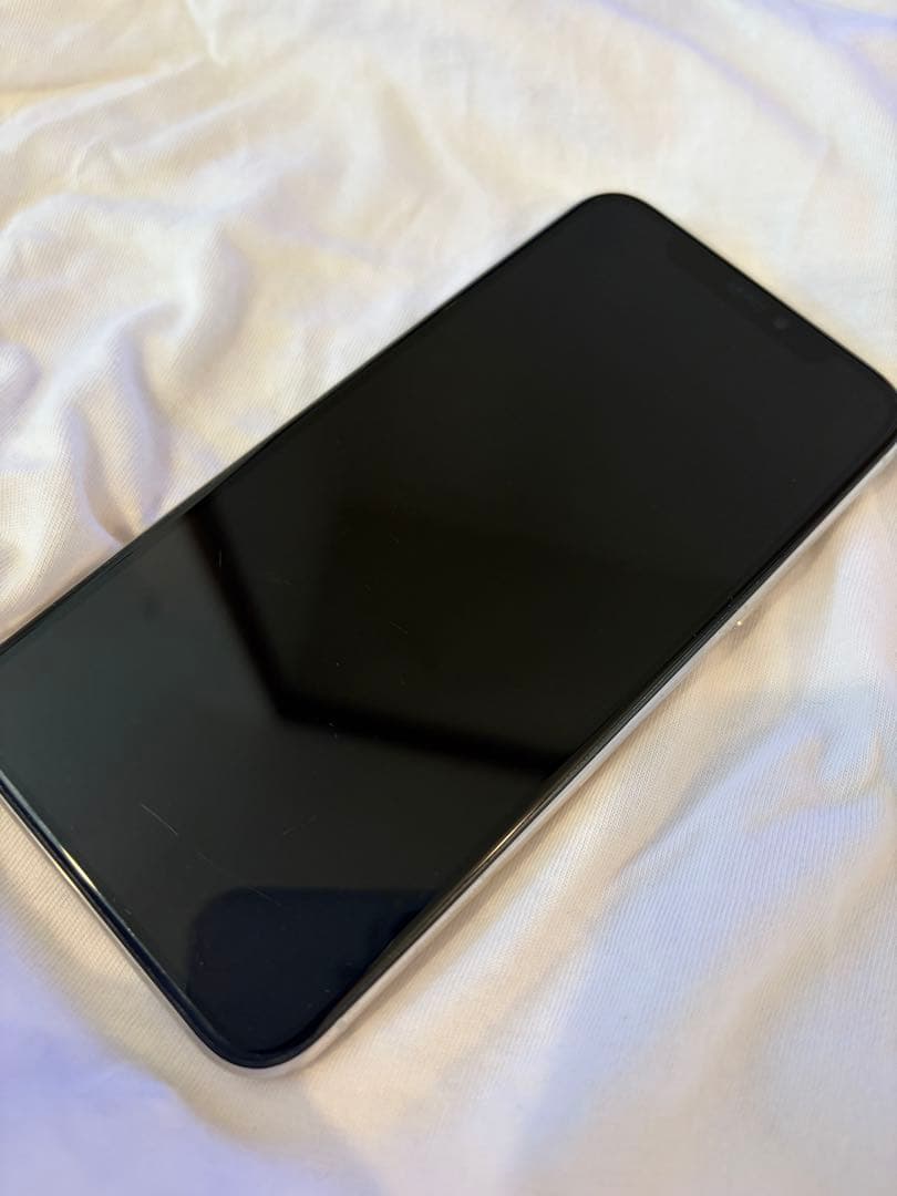 Apple iPhone 11 proホワイト