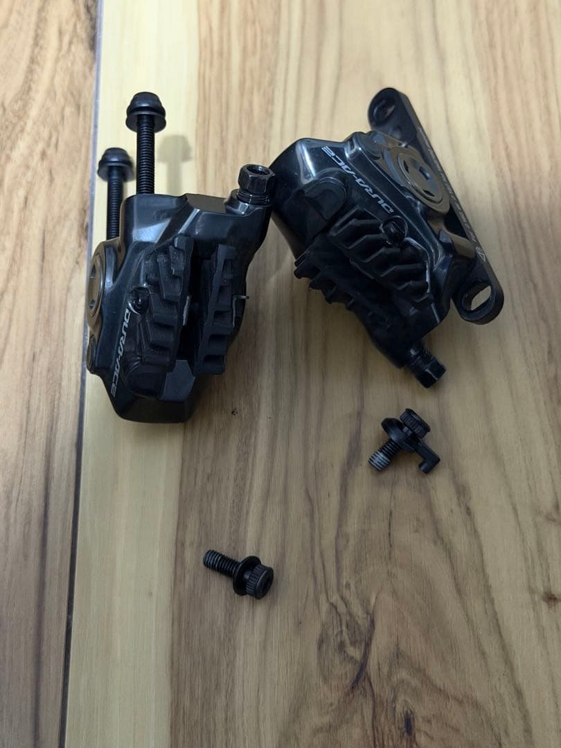 SHIMANO DURA-ACE R9200 ディスクブレーキキャリパー　前後