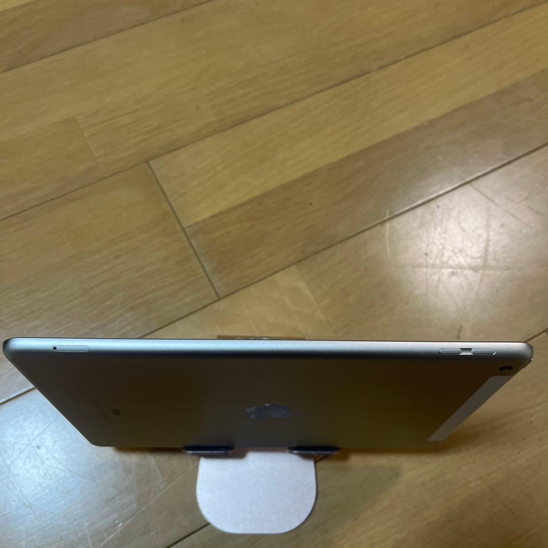 バッテリー新品同様96%！iPad （6世代）Wi-Fi + Cellular