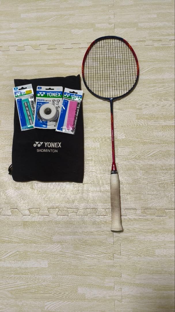 YONEX ナノフレア700バドミントンラケット 布ケース付