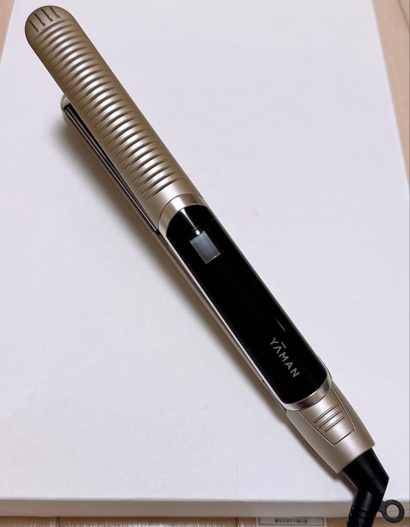 YA-MAN スムースアイロンフォトイオン　ゴールド