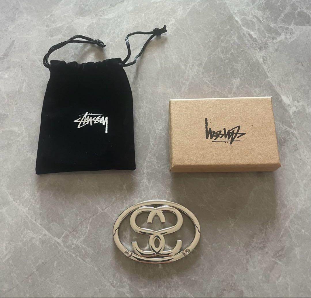 Stussy ロゴ型キーホルダー