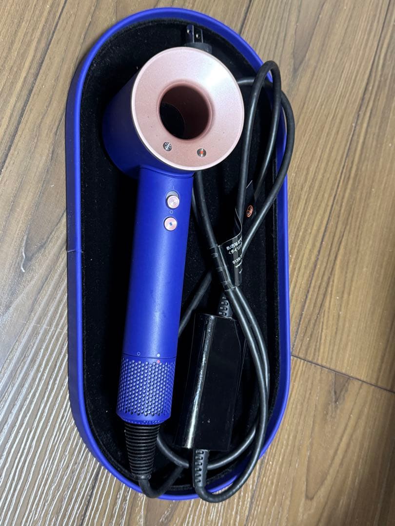 Dyson ヘアドライヤー 専用スタンド付き