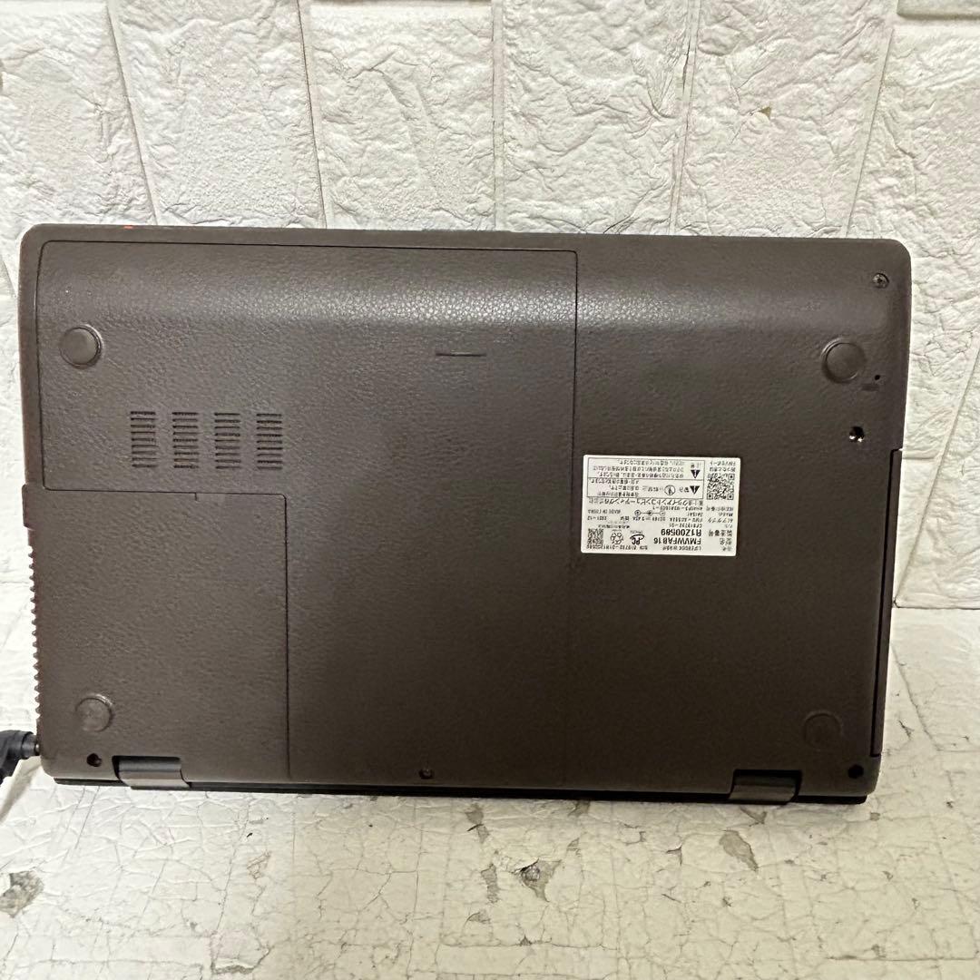 FUJITSU LIFEBOOK Win11 メモリ8GB SSD256GB