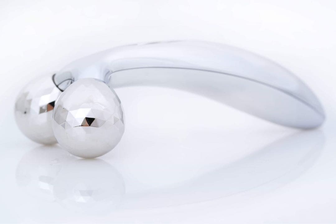 リファカラットフェイス サロンモデル 小顔 美顔ローラー