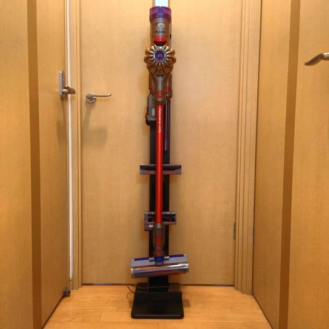 Dyson v8 slim fluffy+　コードレスクリーナースタンドセット