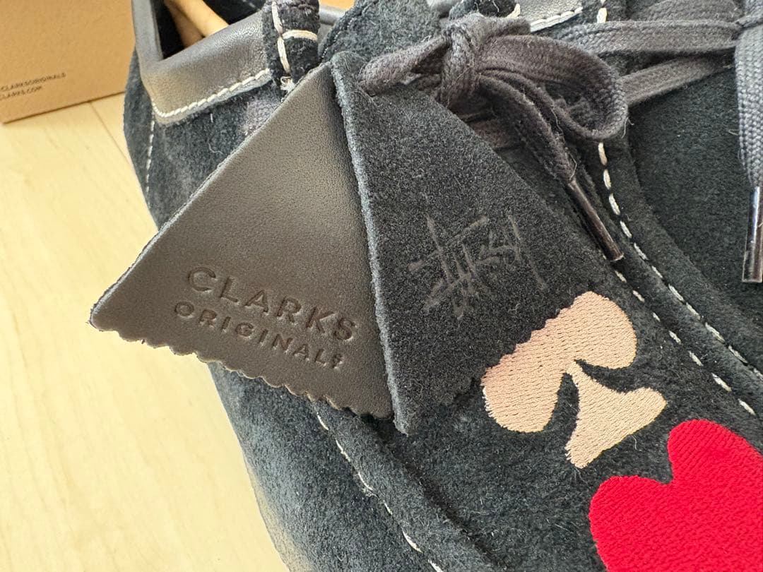 STUSSY/CLARKS ORIGINAL トランプ刺繍スエードシューズ／