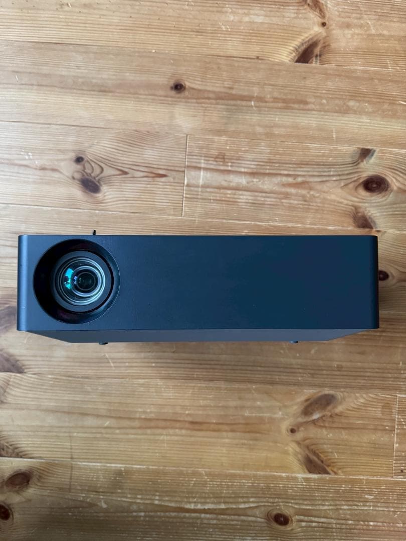 【歳末値下げ】LG 4K LEDプロジェクターHU70LS