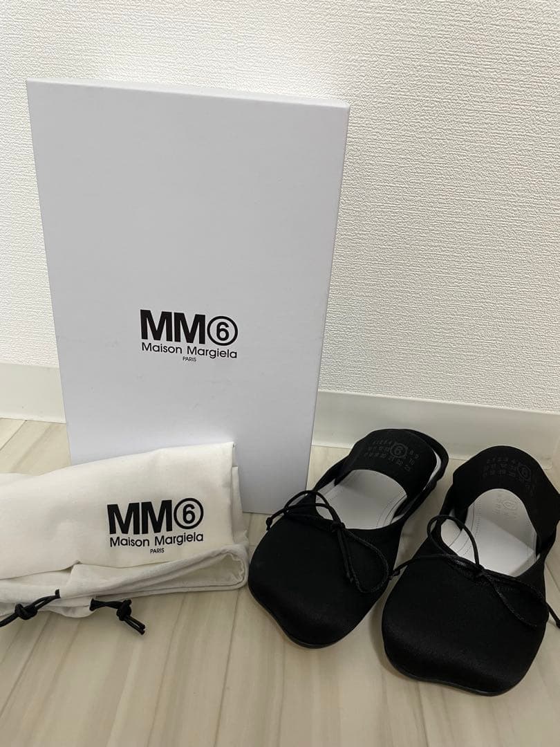 MM6 Maison Margiela ブラックバレエシューズ