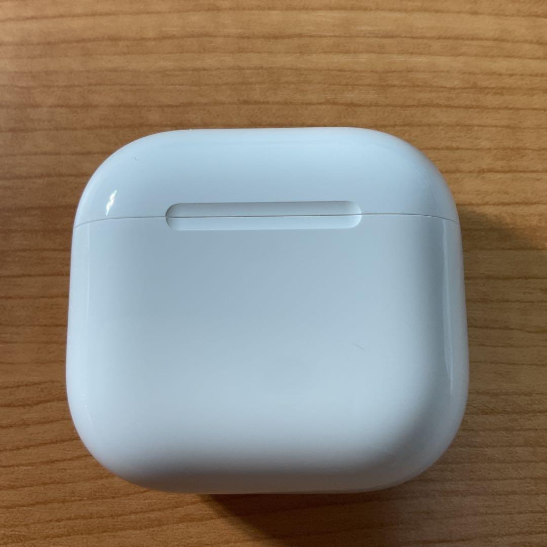 Apple AirPods 4 アクティブノイズ キャンセリング搭載