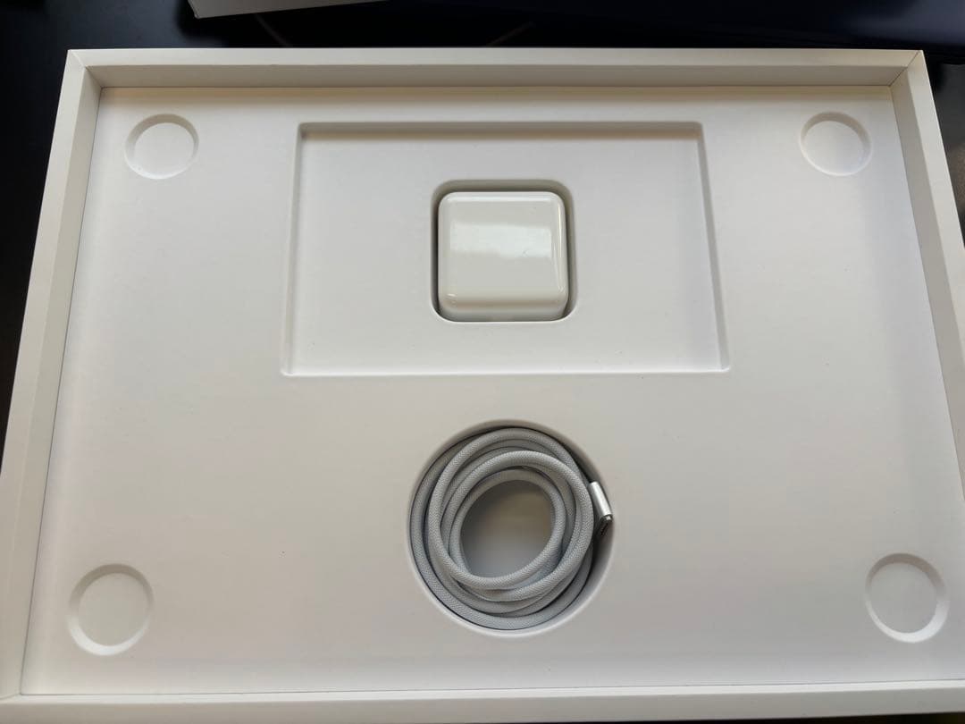 MacBook Air 13.6 Apple M2チップ搭載モデル 2022年