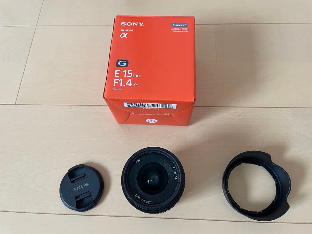 【美品】SONY Eマウント単焦点レンズ　SEL15F14G