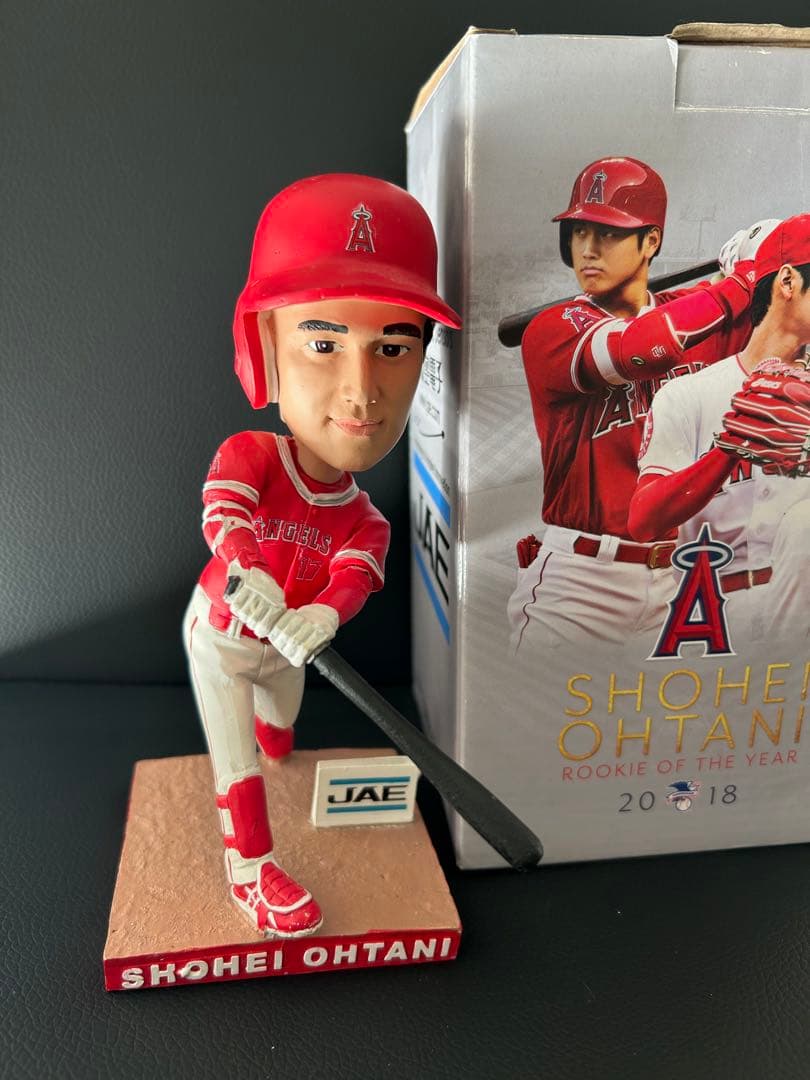 大谷翔平ボブルヘッド 2018年製ルーキーオブザイヤー記念品、エンゼルス初期時代