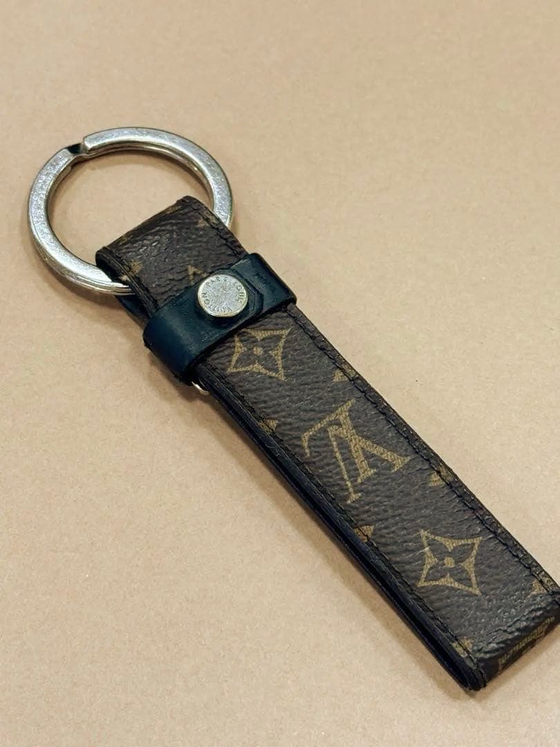 Louis Vuitton レザー キーリング
