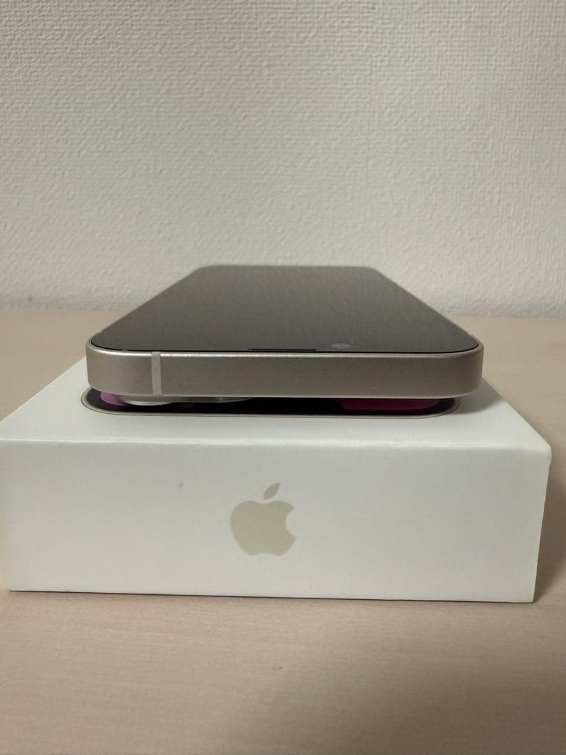 Apple iPhone 14 ホワイト 6.1インチ