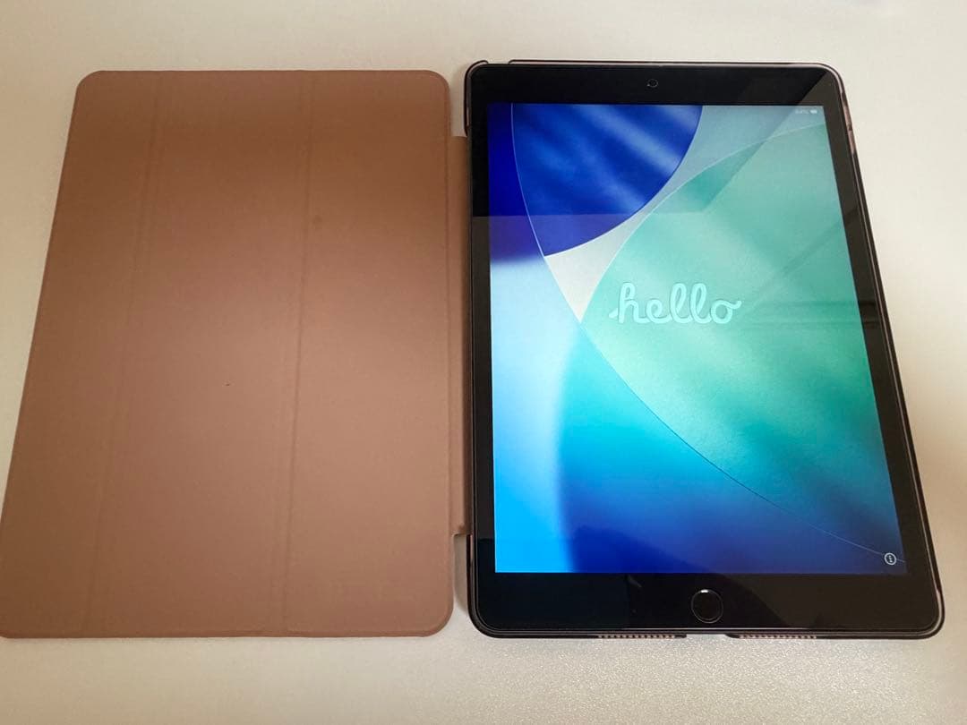 Apple iPad 第9世代64GB カバー付き