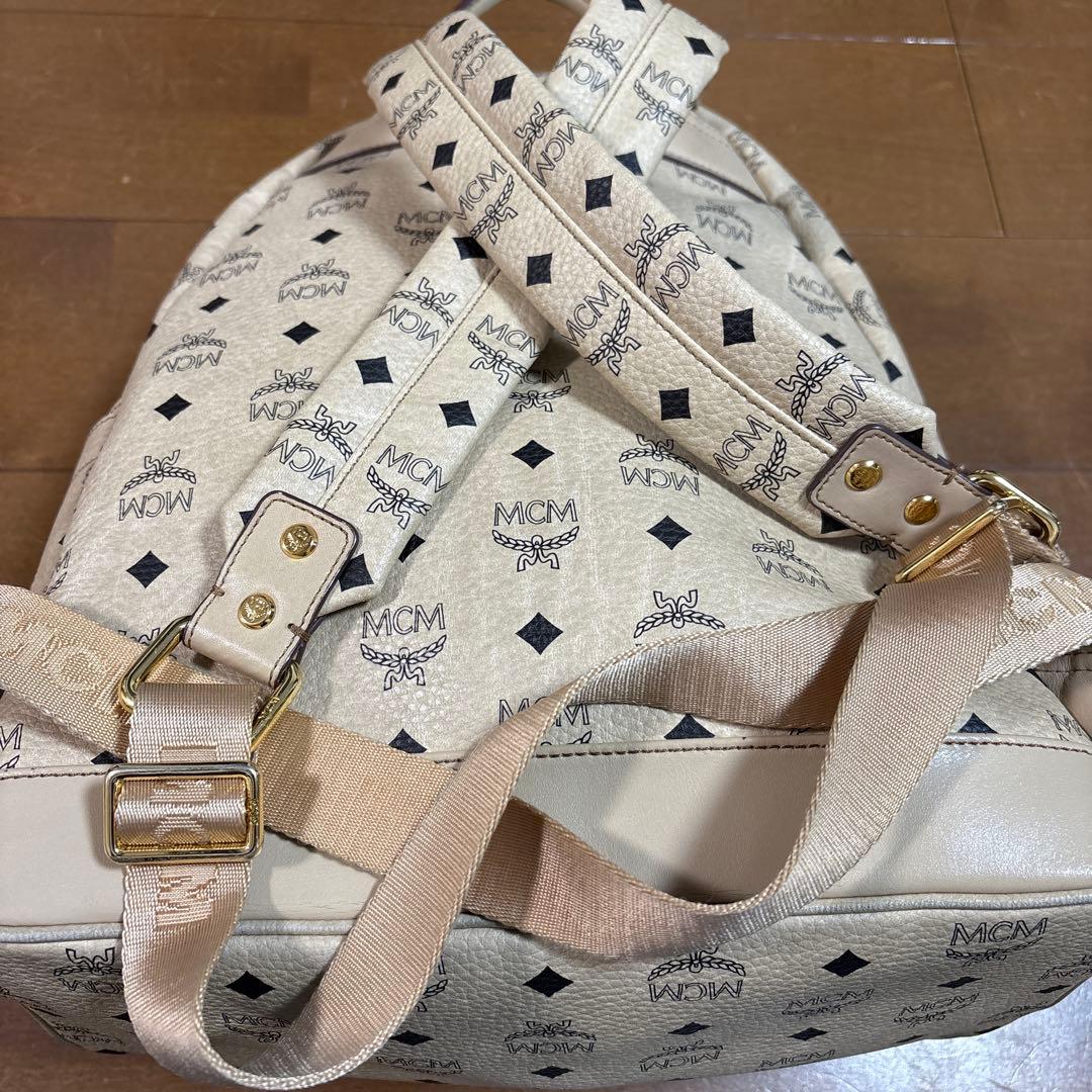 MCM バックパック　リュック　スタッズ
