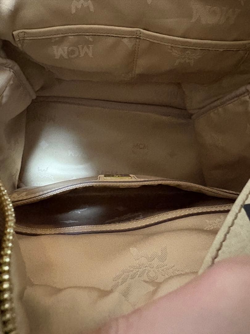 MCM バックパック　リュック　スタッズ