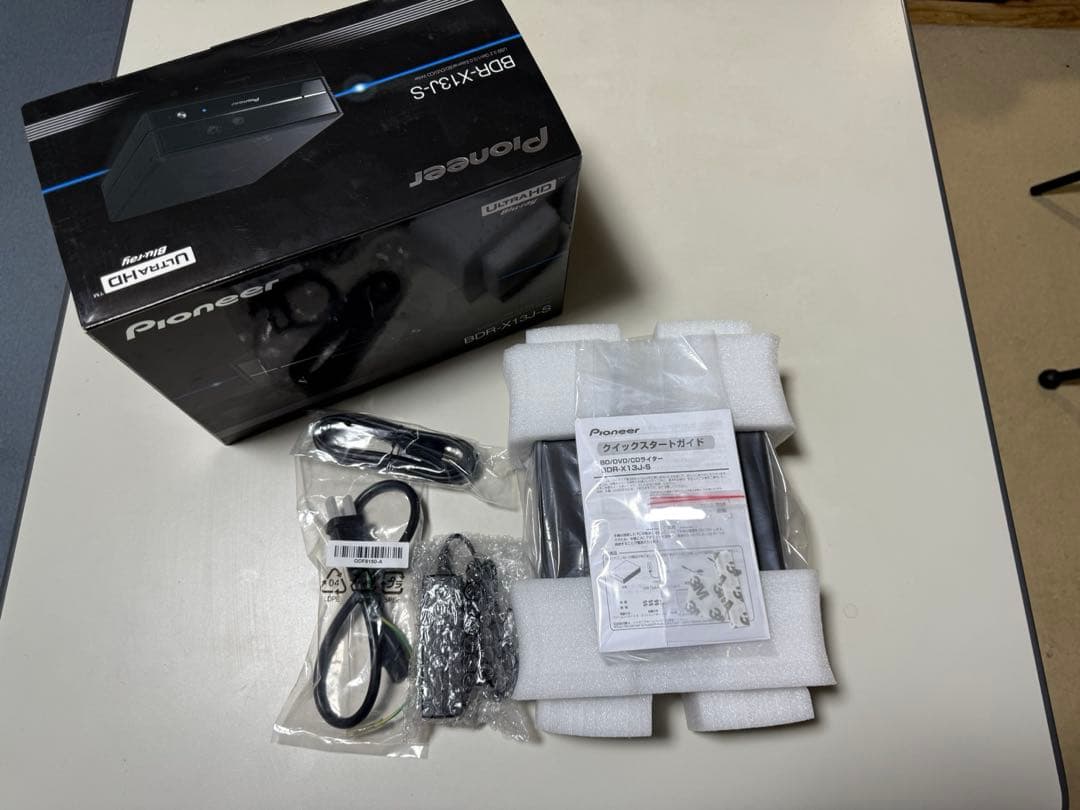 [極美品]Pioneer外付けBlu-rayディスクドライブBDR-X13J-S