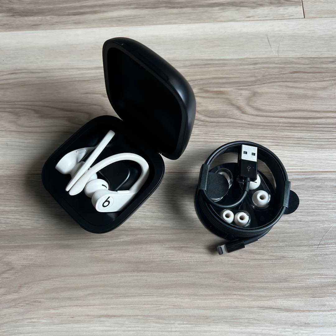 Beats by Dr.Dre Powerbeats クリーム