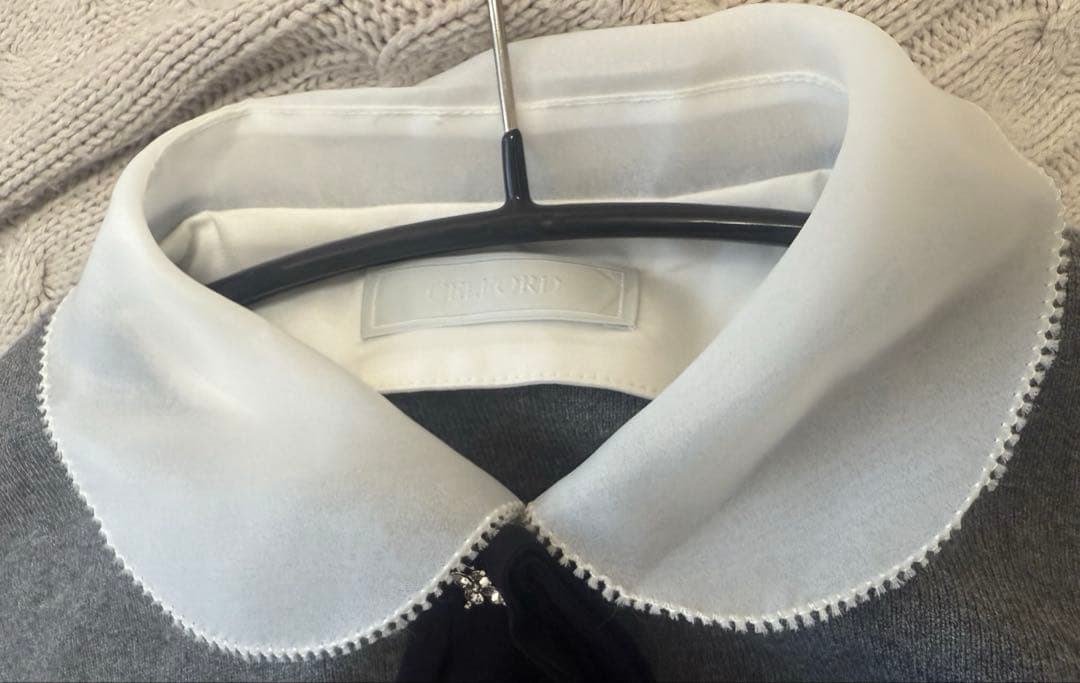 デタッチャブル総針カーディガン