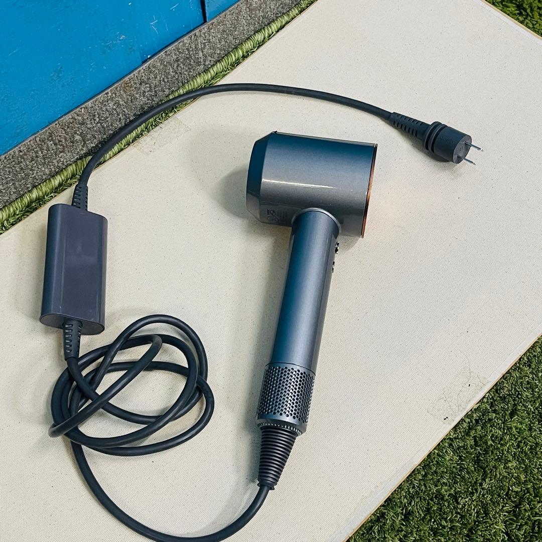 Dyson supersonicヘアドライヤー ブラック HD08動作品