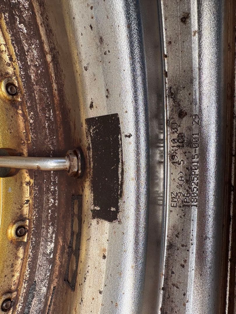 タイヤ・ホイール merukari