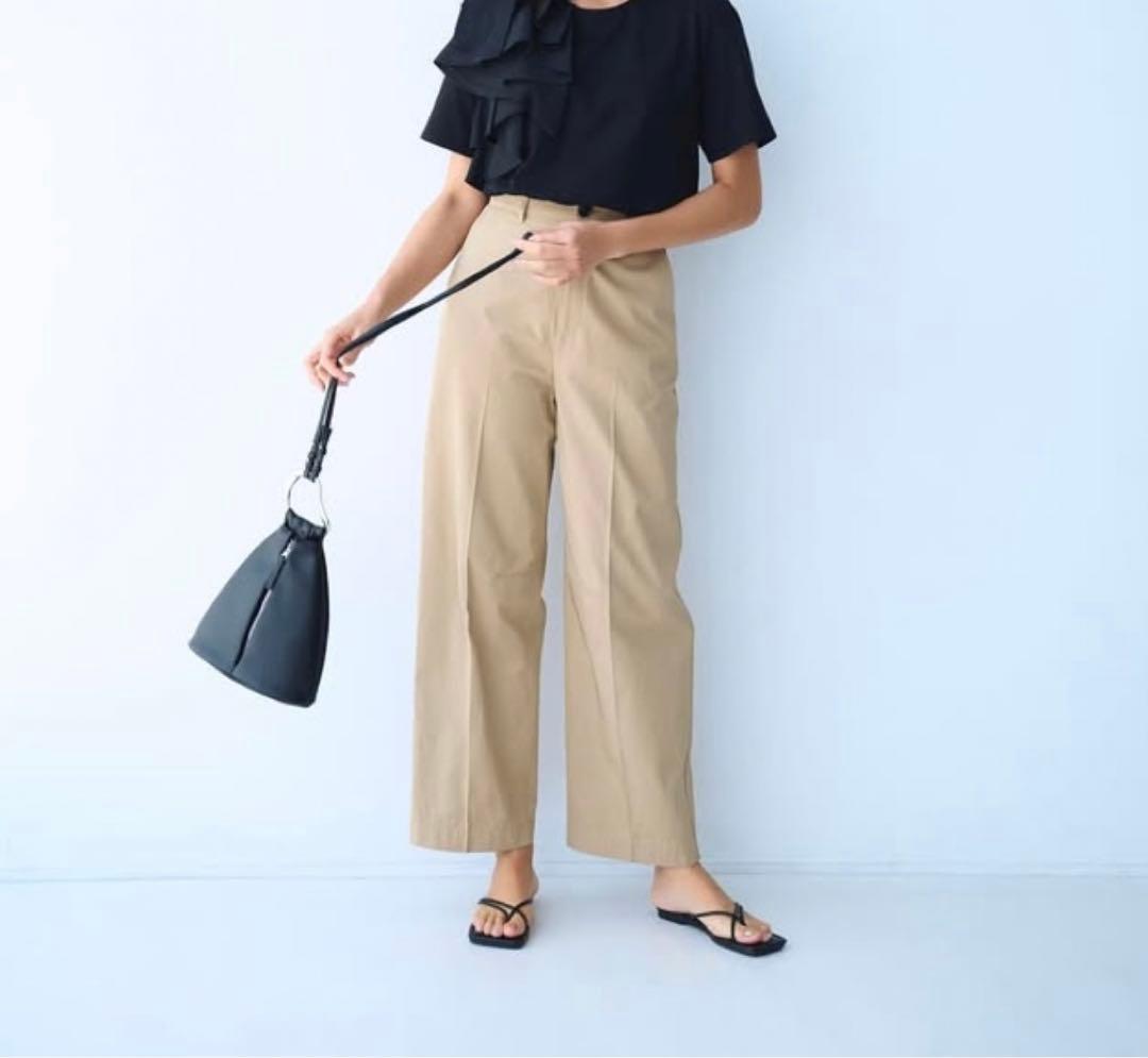 カデュネベージュ ワイドパンツ