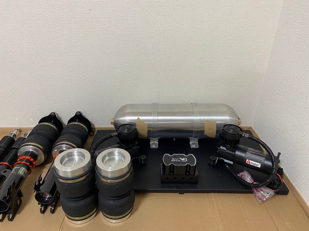 も*ん様 50プリウス　エアサス　エアサスペンション　車高調　売り切り