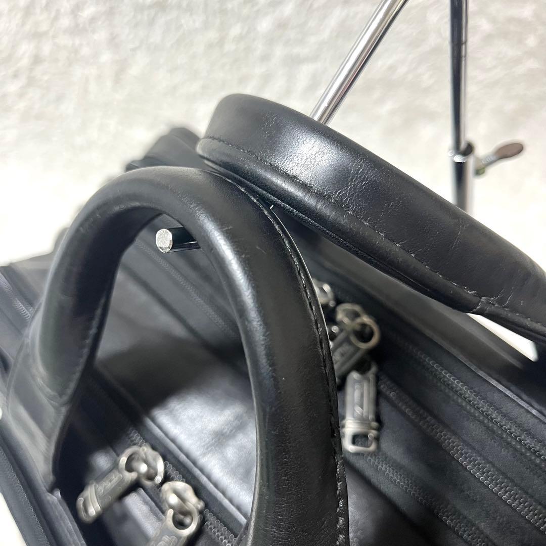 ✨希少✨TUMI T-Pass 3層式 オールレザー ビジネスバッグ ポーチ付き